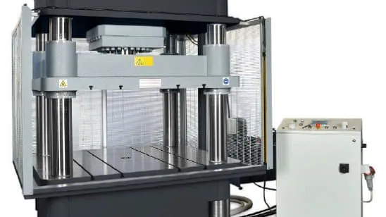 Hydraulische Viersäulenpresse Sicmi PSQ